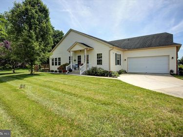 3293 PORTRAIT WAY , CHAMBERSBURG, PA 17202