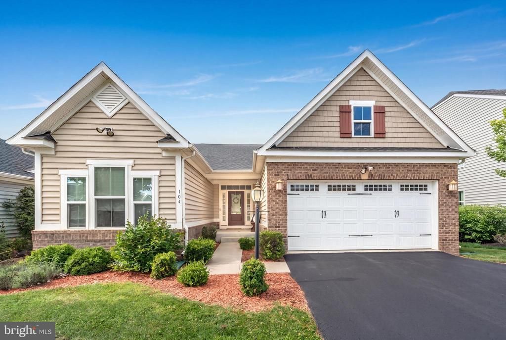 104 Atlantis Lane, Lake Frederick, VA 22630 Main Photo