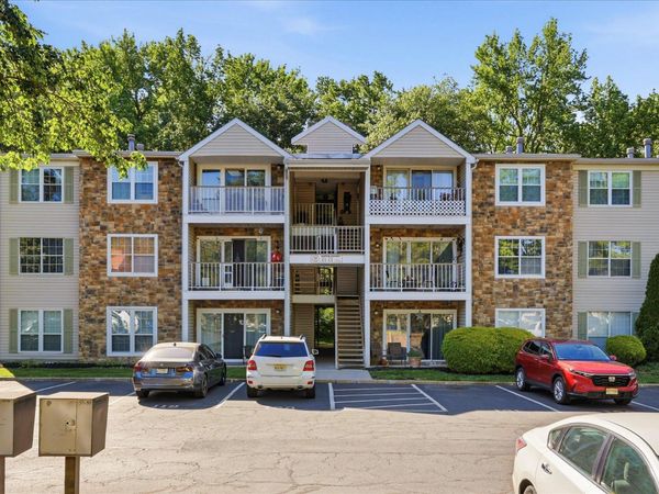 43 ASPEN COURT, HAMILTON TOWNSHIP, NJ 08619