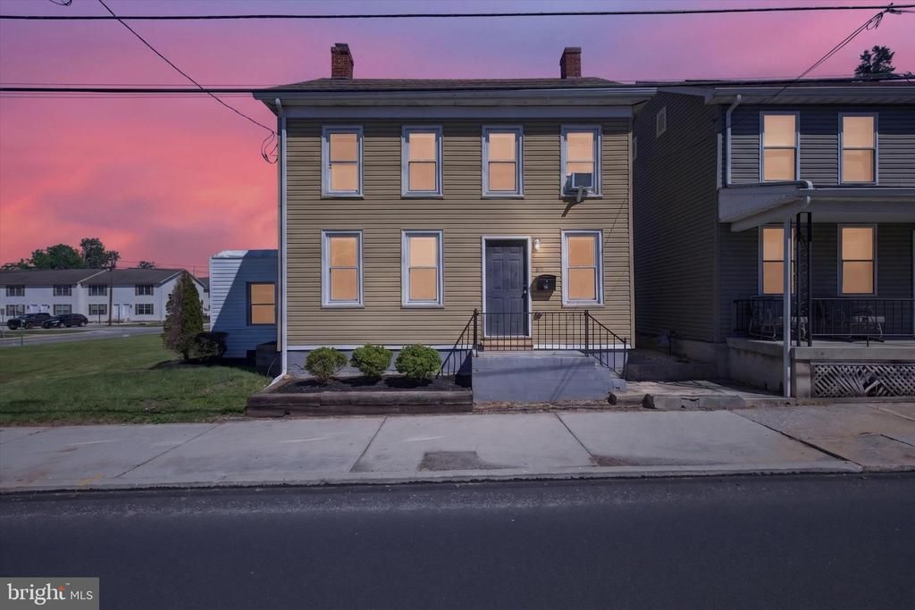 25 MAIN STREET, MCSHERRYSTOWN, PA 17344