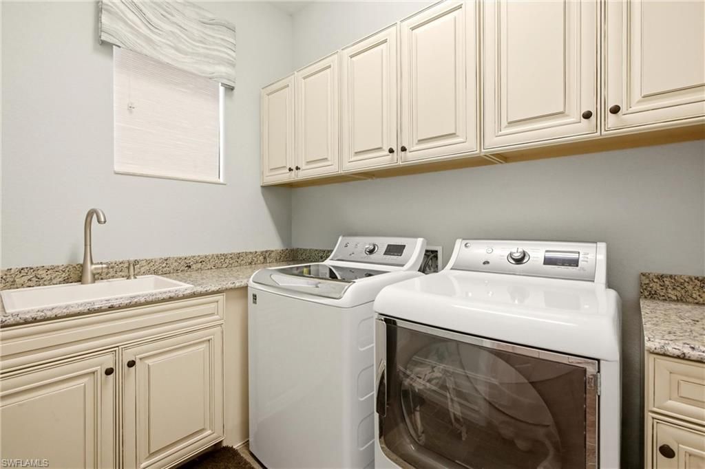 9911 Corso Bello Dr, Naples, FL 34113 Photo