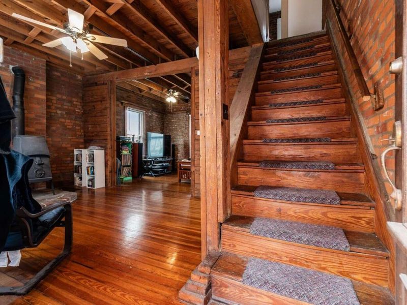867 Delaware Avenue , Columbus, OH 43215 Photo 3