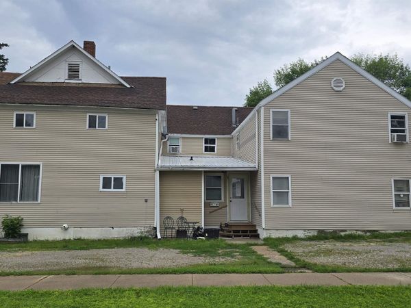 207 S Lake Street, Lake Mills, IA 50450
