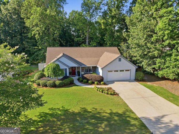 5274 Autumn Run Drive, Powder Springs, GA 30127