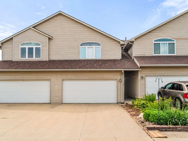 723 Kitterman Circle, Norwalk, IA 50211