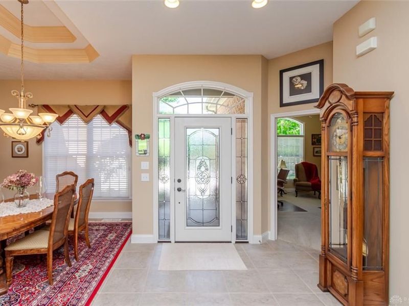 890 Vintage Lake Court, Centerville, OH 45458 Photo 5