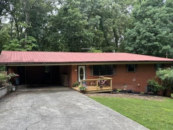 1960 Peach Orchard Hill Road NE, Cleveland, TN 37323