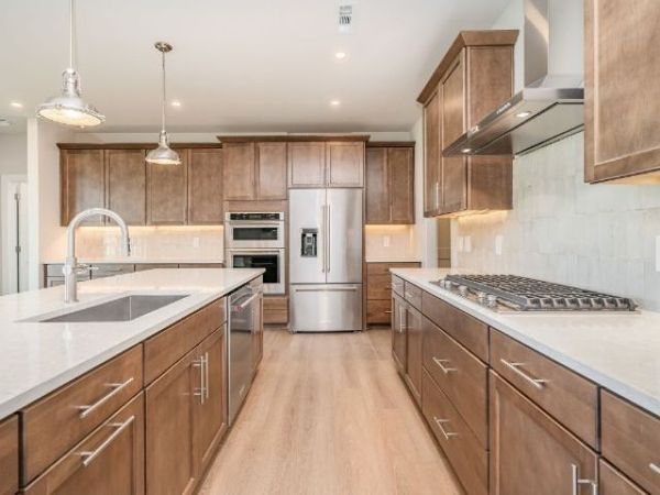 464 Tomlinson Pointe Dr , Mount Juliet, TN 37122