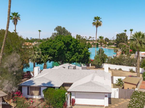 2628 W MENDOZA Circle, Mesa, AZ 85202
