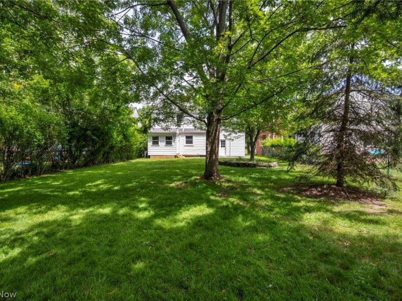 1412 Henning Drive , Lyndhurst, OH 44124 Photo 31