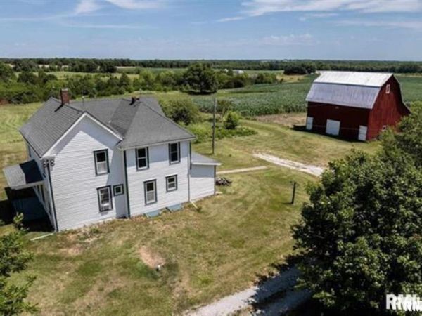 321 N County Road 1200 , West Point, IL 62380