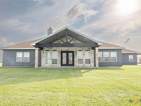 45 Blue Heron Drive , Port Lavaca, TX 77979