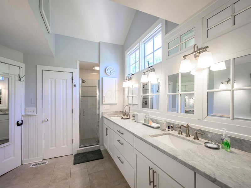 5352 Olentangy River Road, Columbus, OH 43235 Photo 22