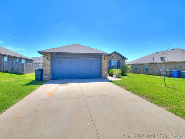 3931 S 149th East Avenue , Tulsa, OK 74134