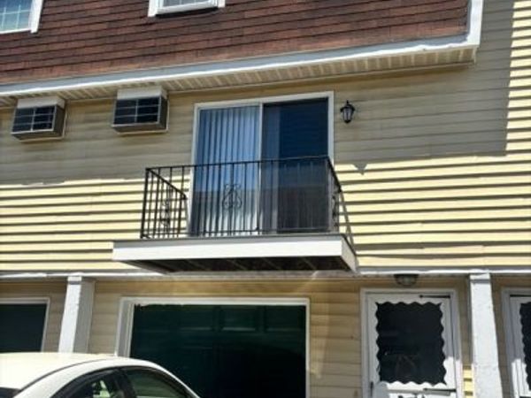 1245 Pawtucket Blvd, Unit 4, Lowell, MA 01854