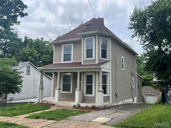 2107 Alameda Avenue , Maplewood, MO 63143