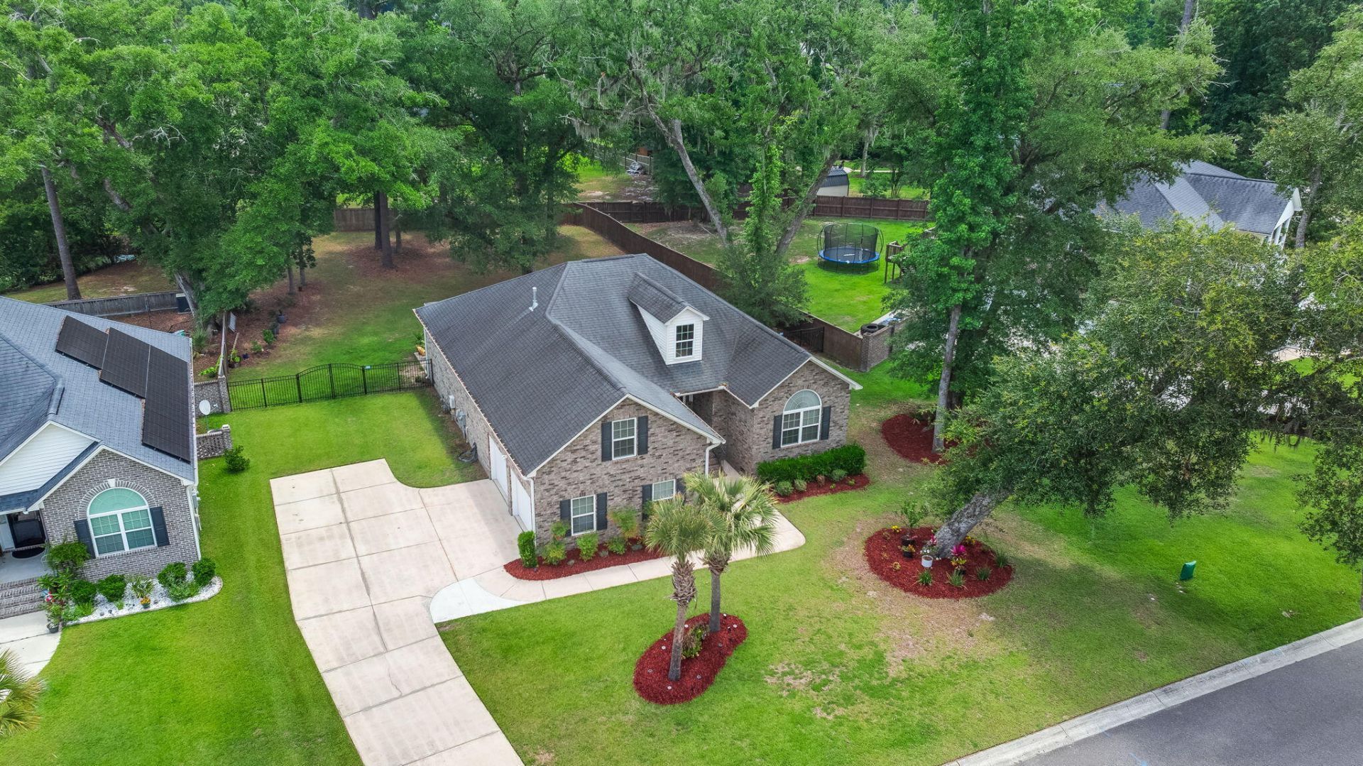 5528 Crescent View Drive Photo 5