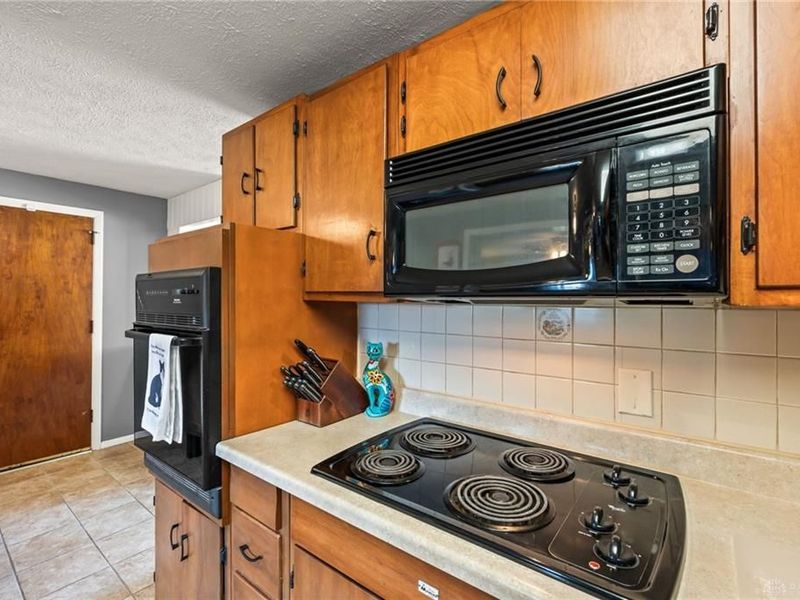 717 Kirkwood Drive, Vandalia, OH 45377 Photo 11