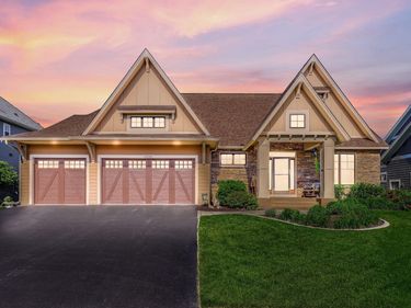 11344 Blazingstar Lane, Lake Elmo, MN 55042