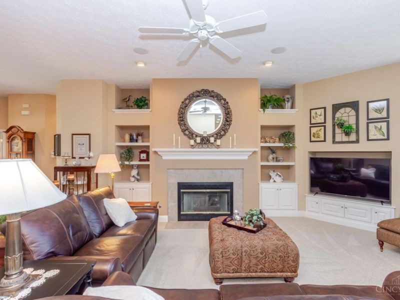 890 Vintage Lake Court, Centerville, OH 45458 Photo 13