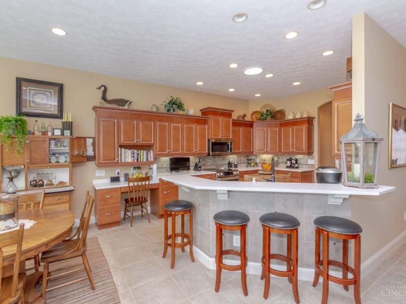 890 Vintage Lake Court, Centerville, OH 45458 Photo 19