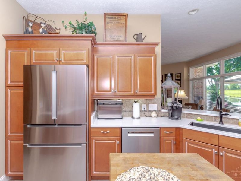 890 Vintage Lake Court, Centerville, OH 45458 Photo 22