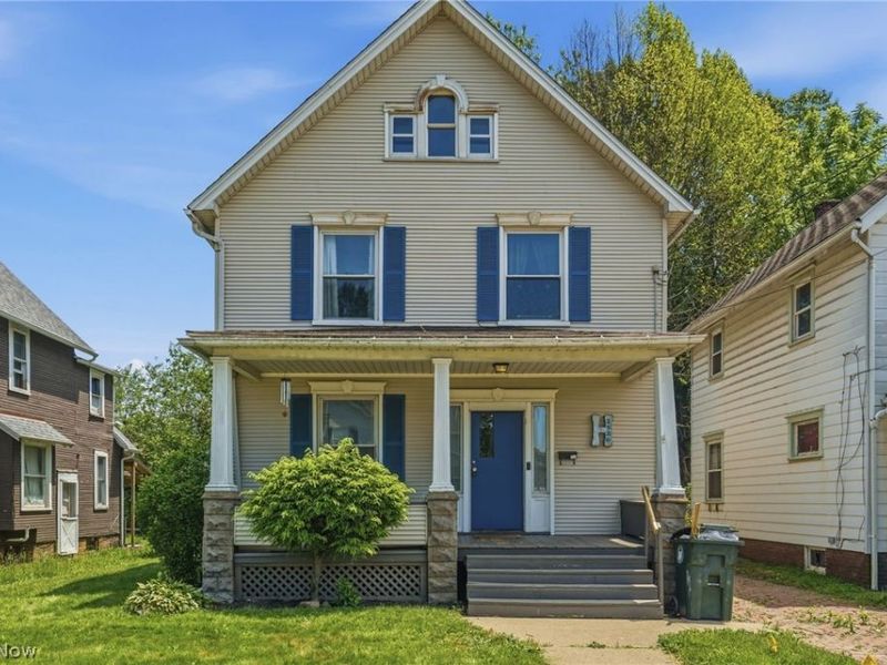 1526 Frazer Avenue NW, Canton, OH 44703 Photo 1