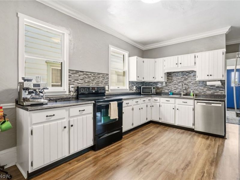 1526 Frazer Avenue NW, Canton, OH 44703 Photo 9