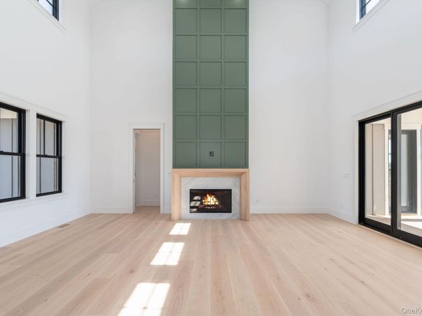 35 Club Drive , Baiting Hollow, NY 11933