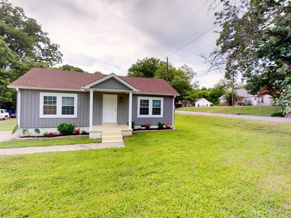627 Ferguson Avenue , Dyersburg, TN 38024