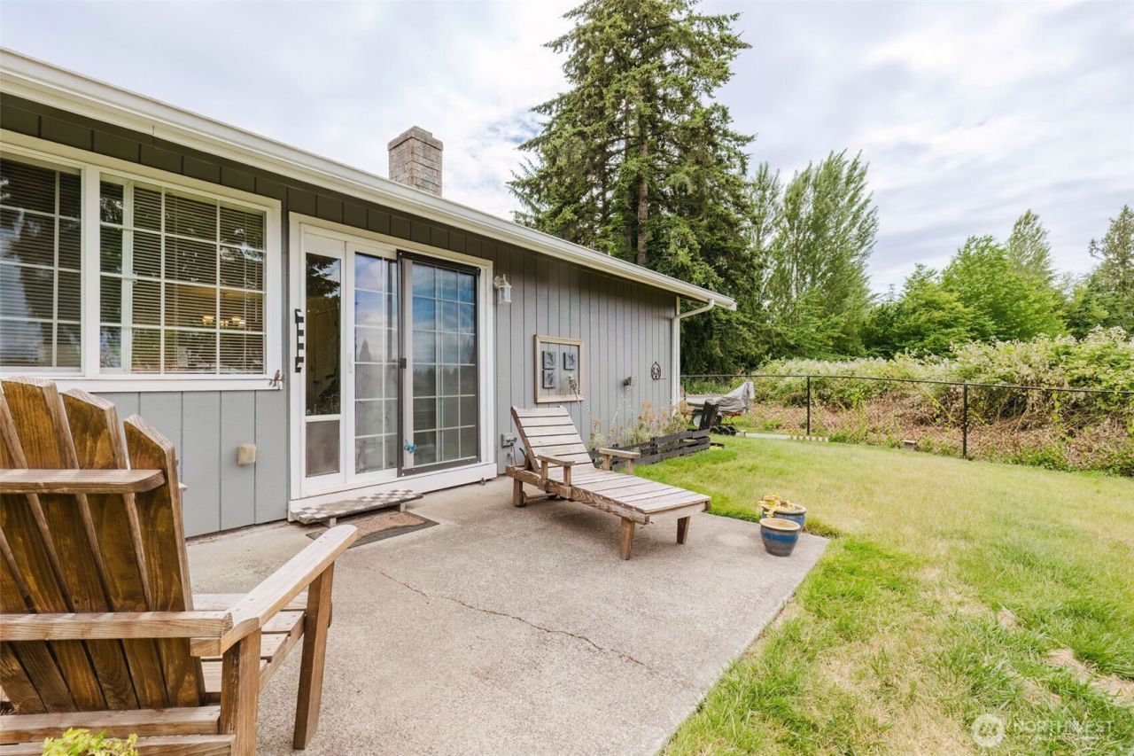 2864 SE Flaiz Court, Port Orchard, WA 98366