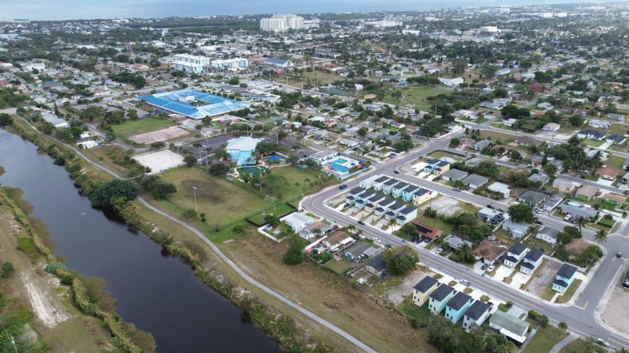 432 NW 13th Avenue, Boynton Beach, FL 33435 Photo