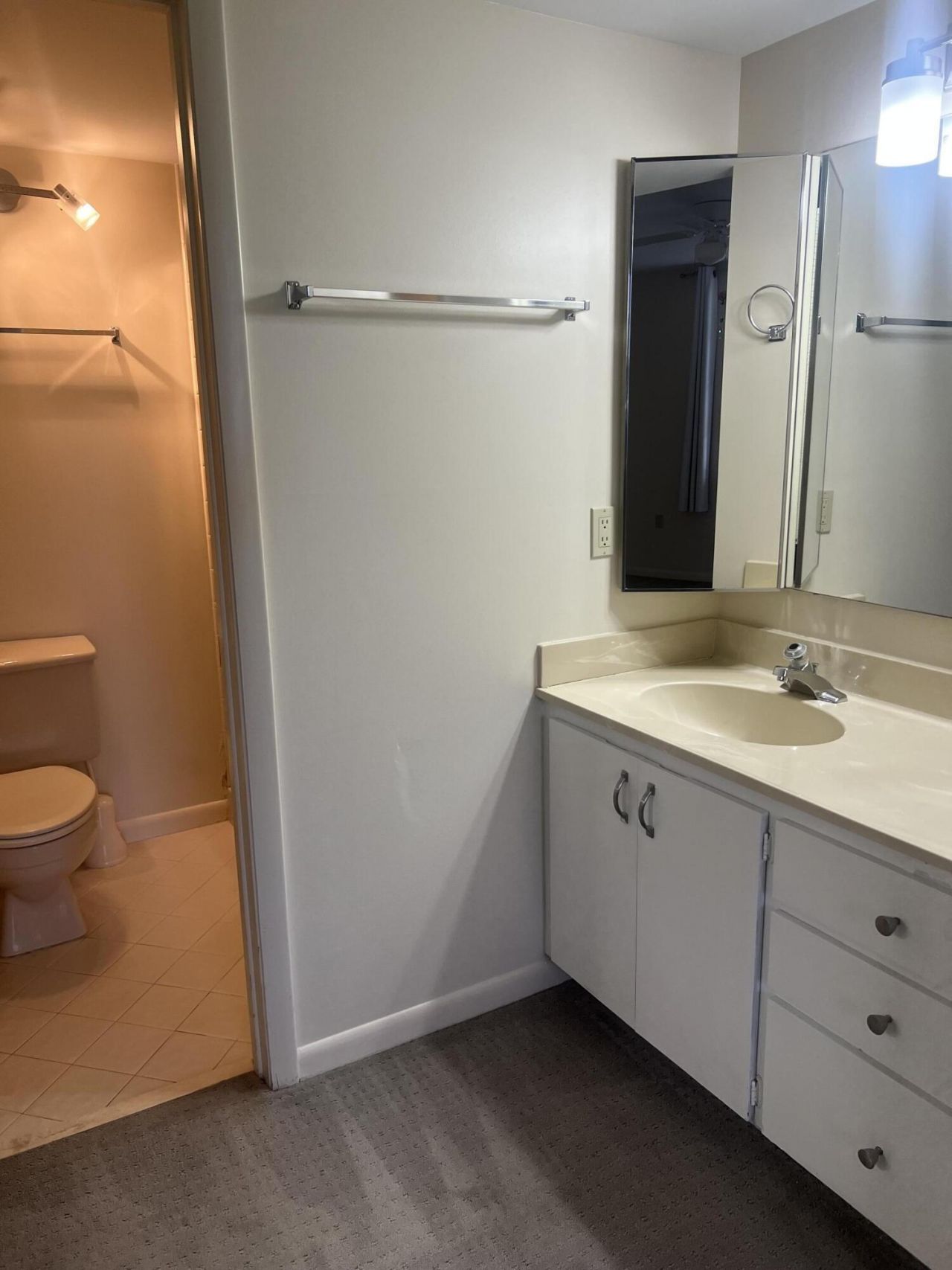 3636 Whitehall Drive, Unit 204, West Palm Beach, FL 33401 Photo