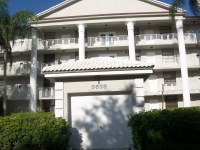 3636 Whitehall Drive, Unit 204, West Palm Beach, FL 33401 Photo