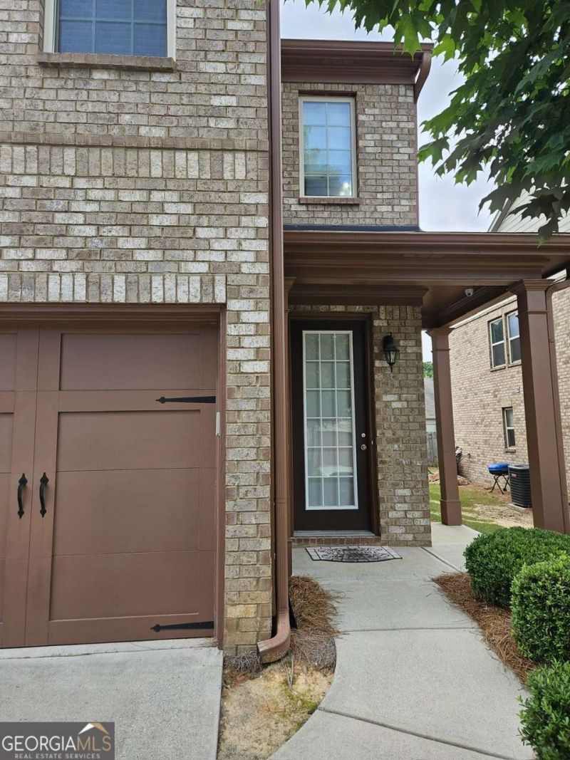 6585 Story Circle, Norcross, GA 30093 Main Photo