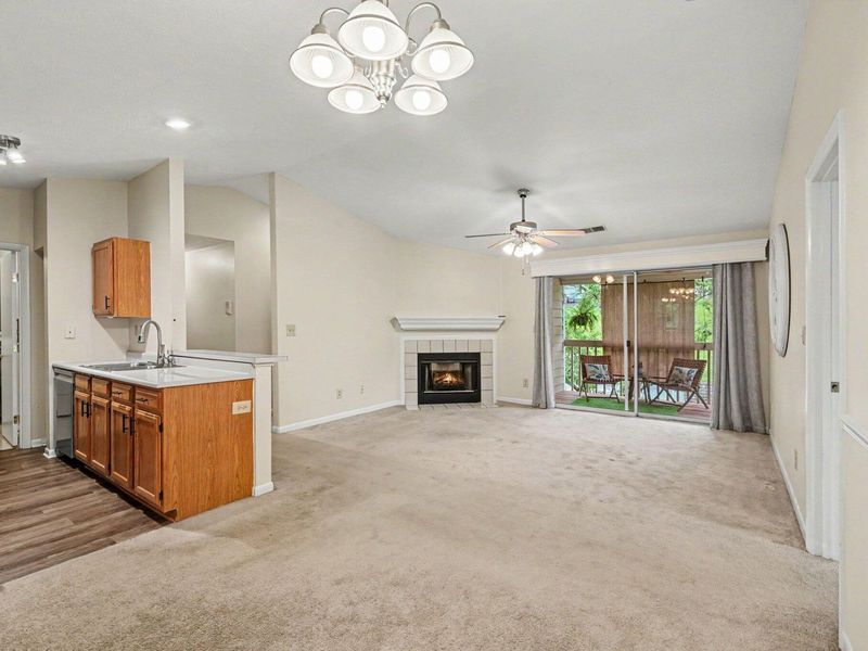 230 Willowbrook Court, Unit 9, Wilder, KY 41071 Photo 3