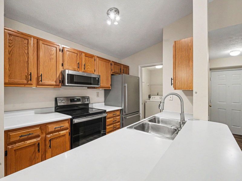 230 Willowbrook Court, Unit 9, Wilder, KY 41071 Photo 6