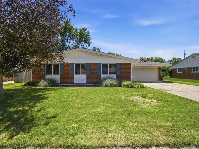 324 Oldham Way, Englewood, OH 45322 Photo 4