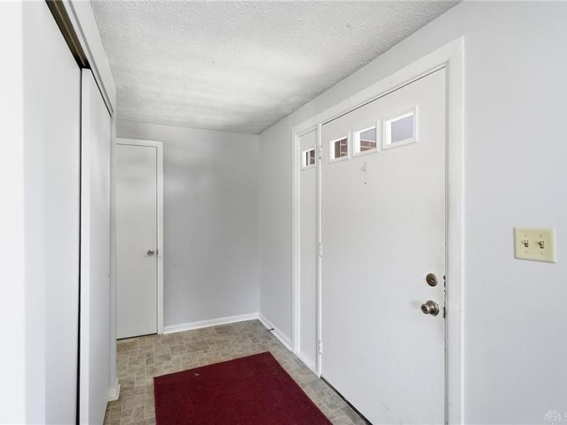 324 Oldham Way, Englewood, OH 45322 Photo 6