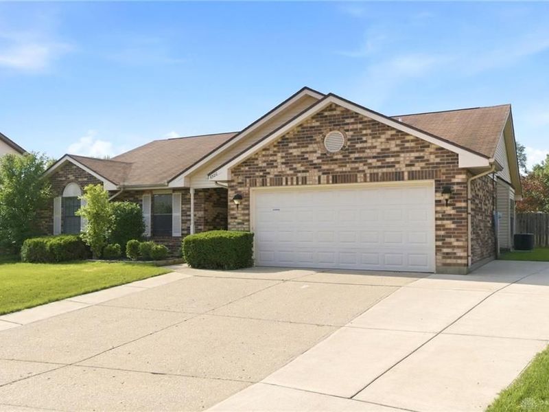 6520 Cloud Court, Huber Heights, OH 45424 Photo 2