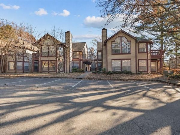 513 Cypress Pointe Street, Alpharetta, GA 30022