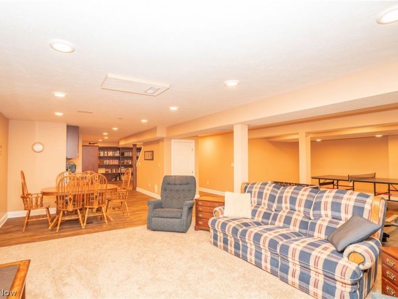 6612 Greyhawk Street NW, Canton, OH 44708 Photo 38