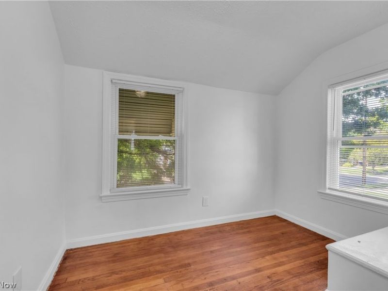 15803 Delrey Avenue , Cleveland, OH 44128 Photo 14
