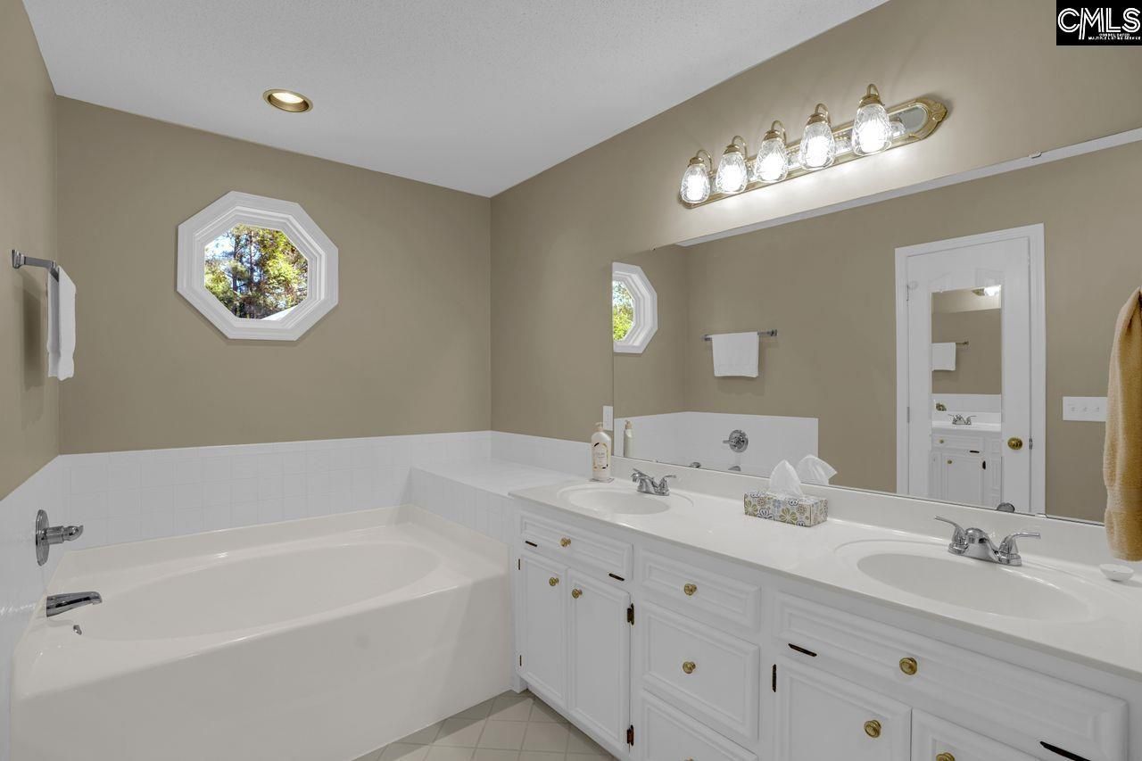 132 Sherwood Drive  Photo 22