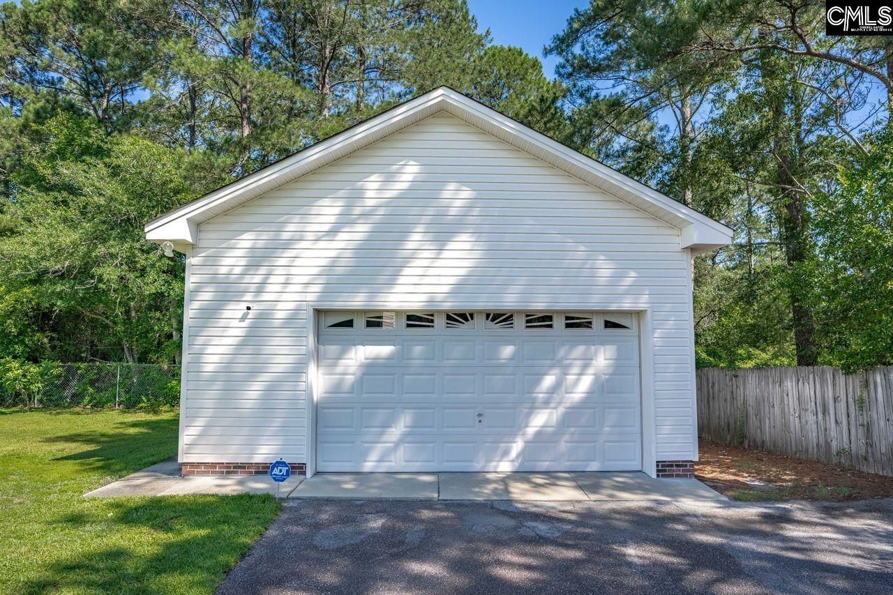 132 Sherwood Drive  Photo 34