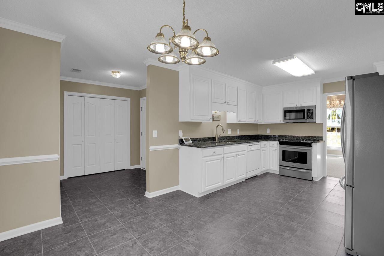 132 Sherwood Drive  Photo 8