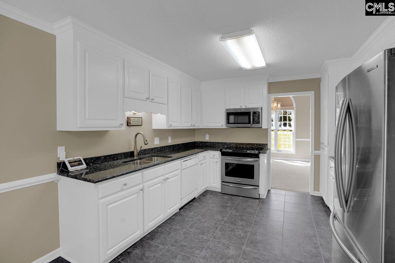 132 Sherwood Drive  Photo 9