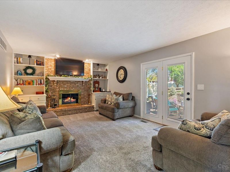 6702 Eldorado Dr, Liberty Township, OH 45044 Photo 8