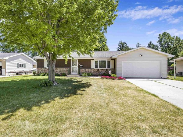 1101 N Water Street, Watertown, WI 53098