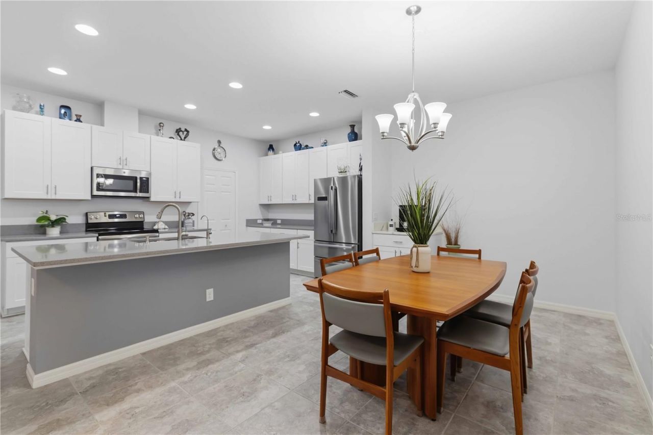 8512 Cache Drive , Sarasota, FL 34240 Photo